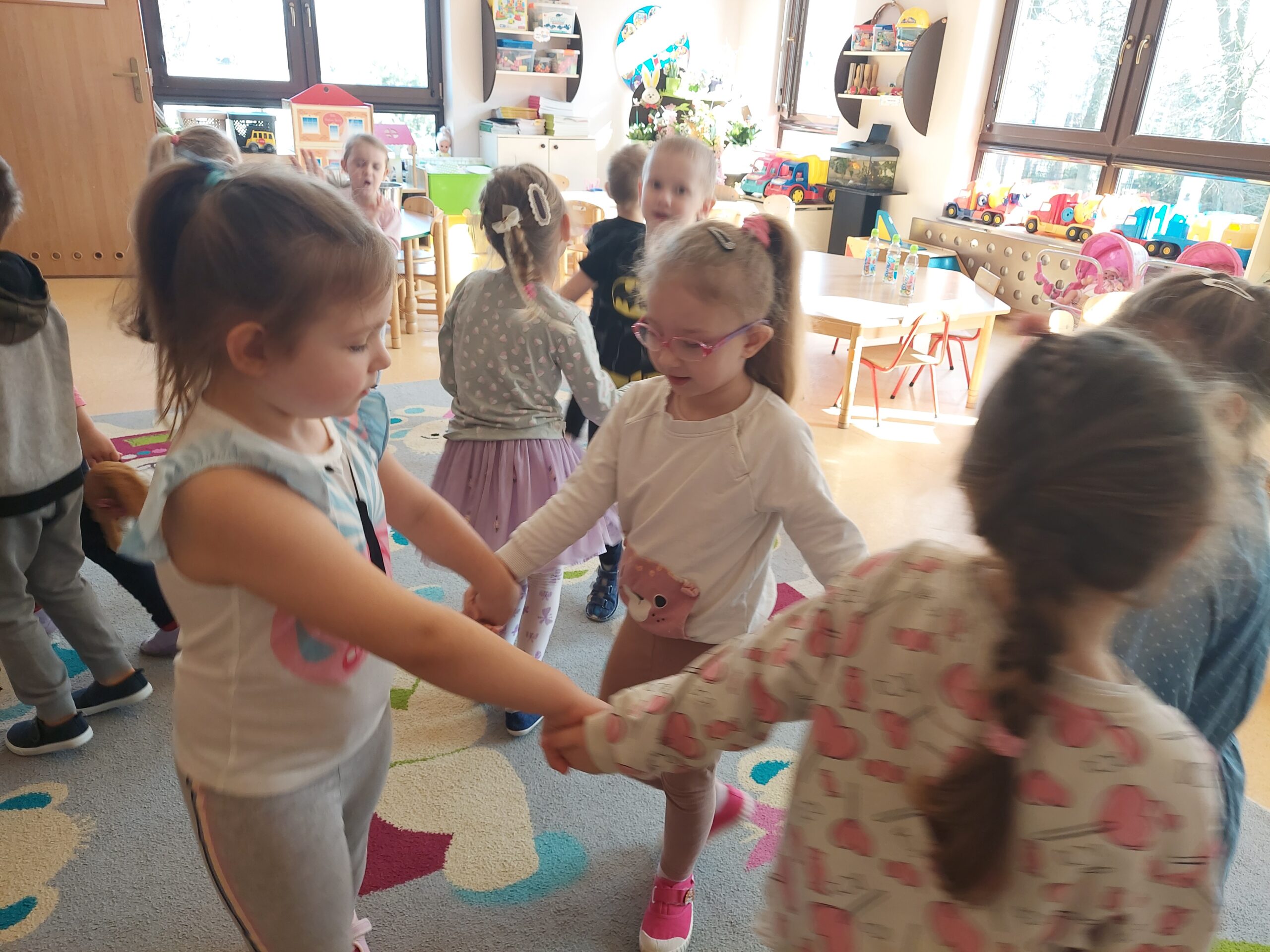 Stokrotki obchodzą Dzień Kobiet