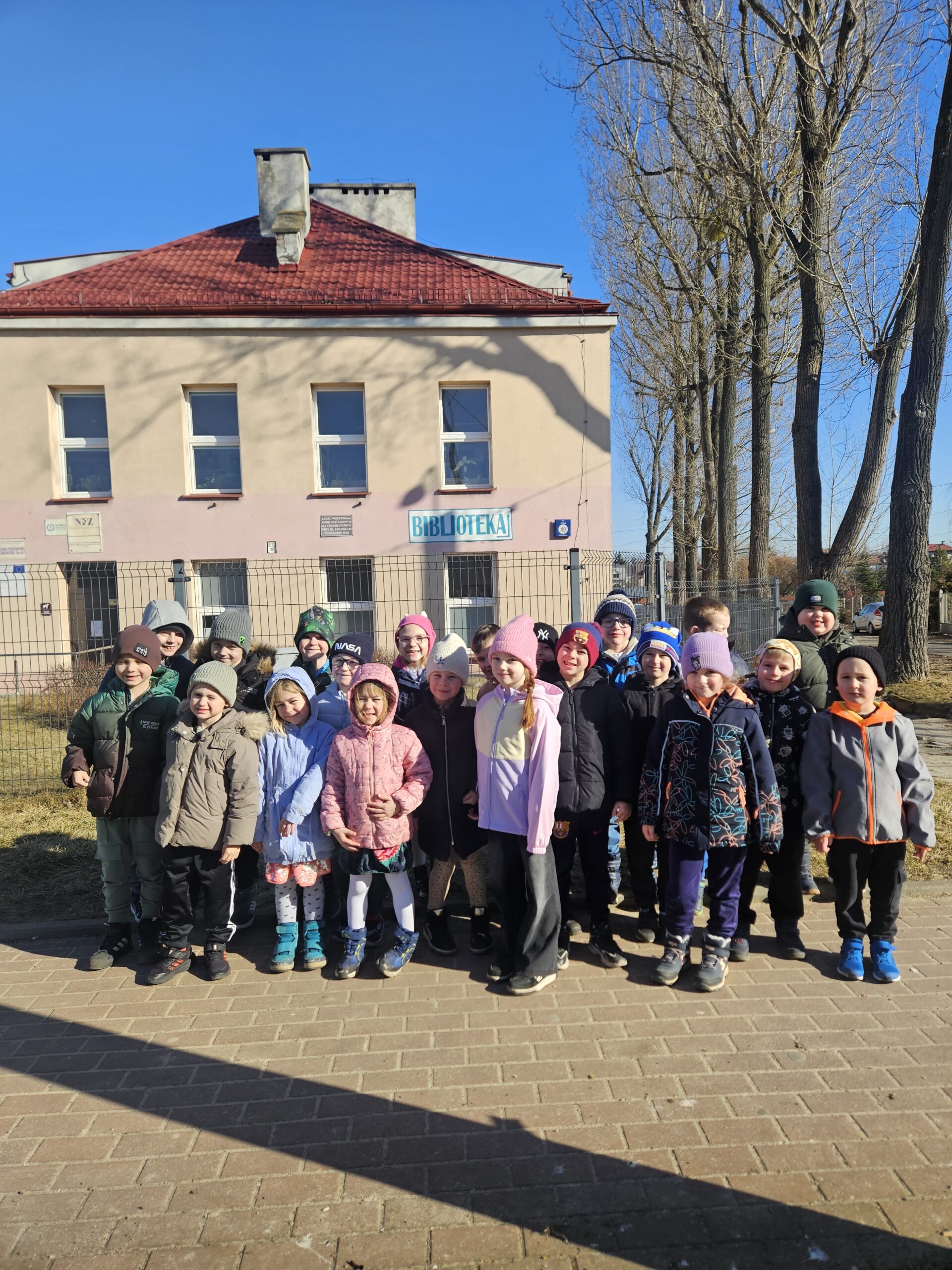 Muchomorki- wycieczka do biblioteki