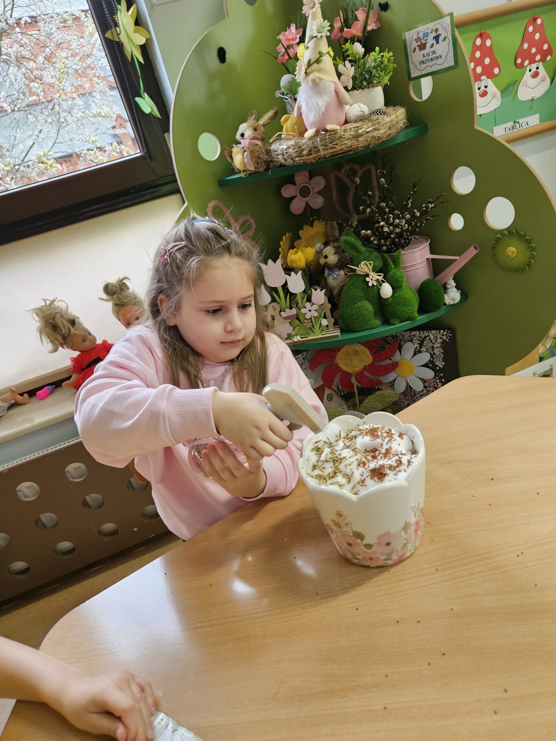 Muchomorki- siejemy rzeżuchę i owies